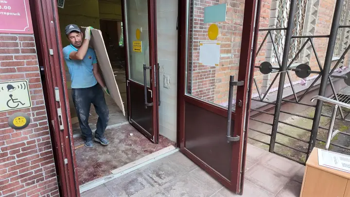 Раменская центральная библиотека продолжает преображаться: Ремонт идёт полным ходом