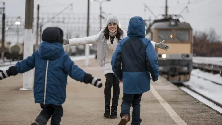 В Челябинске встретили пассажиров поезда, переживших крушение под Ульяновском