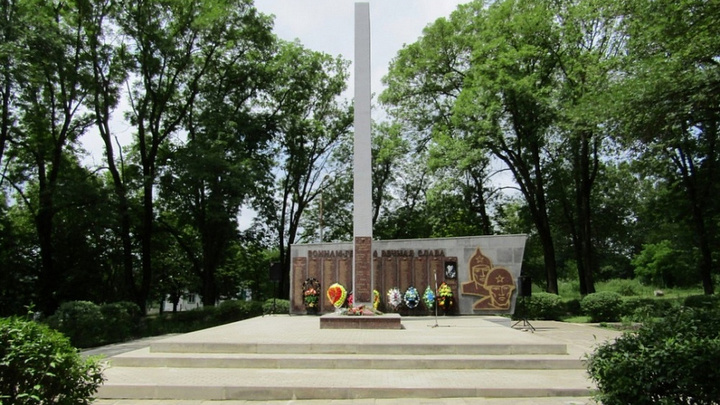 На Кубани восстановили два воинских захоронения