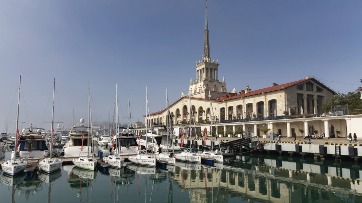 Паром из Турции вернется в Трабзон, не сумев высадить людей в Сочи