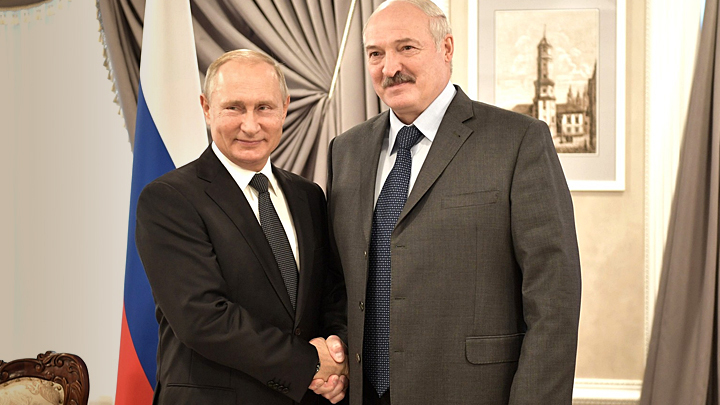Дорогой друг: Лукашенко обходится России в десятки миллиардов долларов