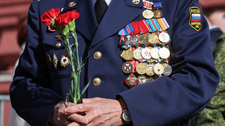 Пожизненную прибавку к пенсии ввели в Севастополе: сколько будут получать инвалиды и ветераны ВОВ