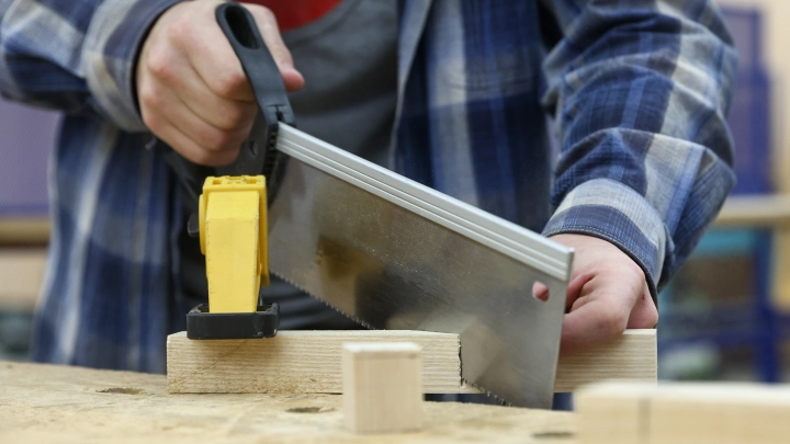 Маловато: Путин оценил зарплаты в студенческих стройотрядах