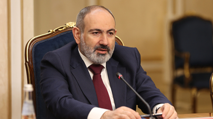 Премьер Пашинян просил Россию о вводе сил ОДКБ в Армению - источник