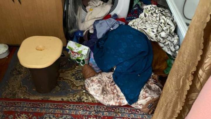 В Староминском районе у пьющей матери забрали избитых детей