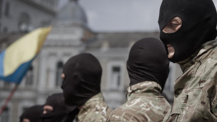 США не вносят неонацистов Украины в список экстремистов: Захарова недоумевает
