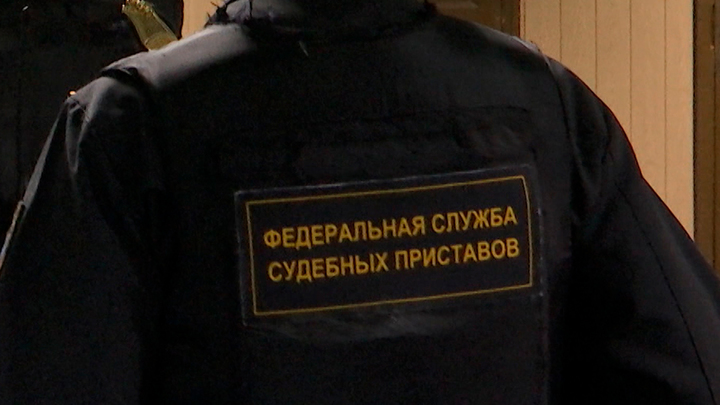 Приставам разрешат взламывать двери квартир? Есть два условия