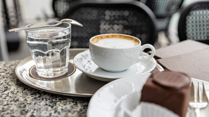 Кофе добавляет почти два года жизни — крупный обзор учёных