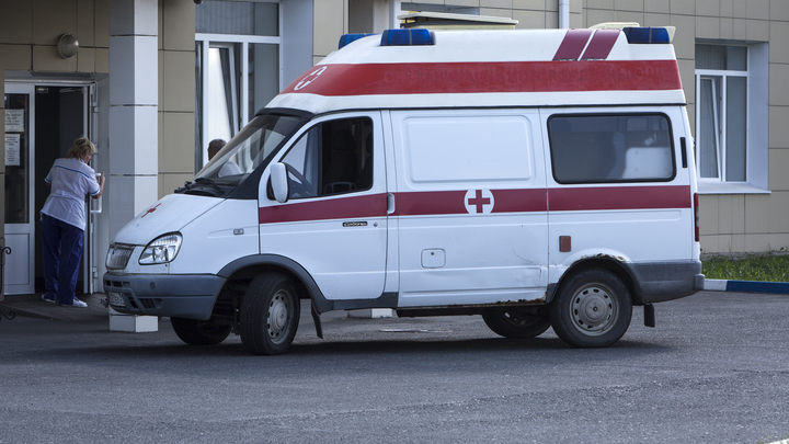 Она кричала от боли: В Екатеринбурге умерла пациентка, которую выселили в коридор. Её муж рассказал о беде