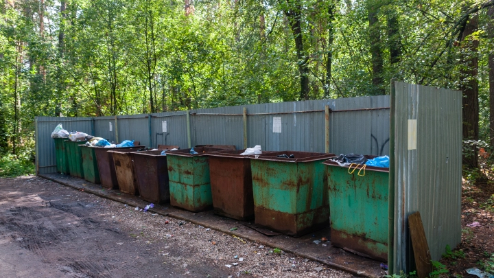 В Самаре на улицы вышли новые мусоровозы: 30 современных машин помогут региональному оператору