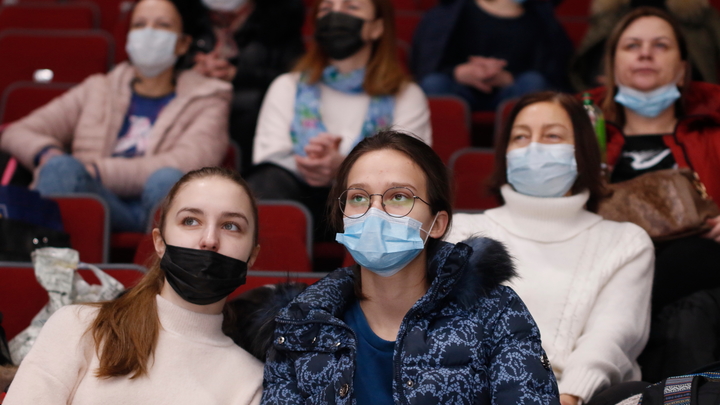 ВОЗ: Ближайшие три месяца будут тяжёлыми, но конец пандемии уже виден