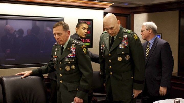 Экс-глава ЦРУ Петреус рассказал, почему провалилось контрнаступление ВСУ