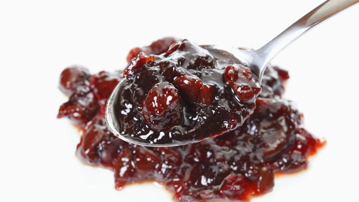 И вкусно, и просто: Повар поделилась двумя рецептами заготовок на зиму