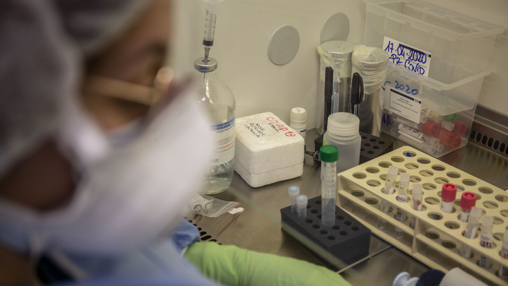 Всех собрали и плотно поселили рядом: Родственники заражённых о массовой вспышке COVID-19 в Екатеринбурге