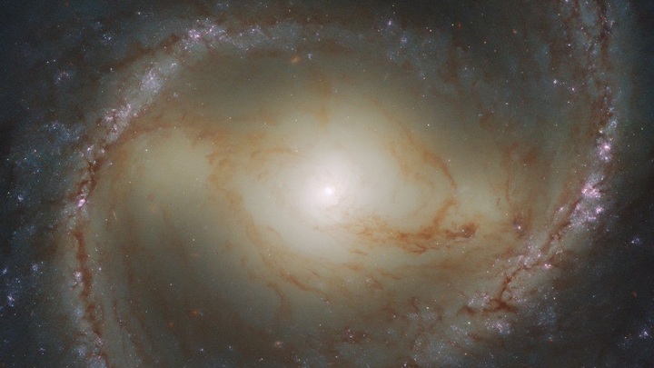 Впервые в истории: Учёные получили изображение тени чёрной дыры в центре нашей галактики