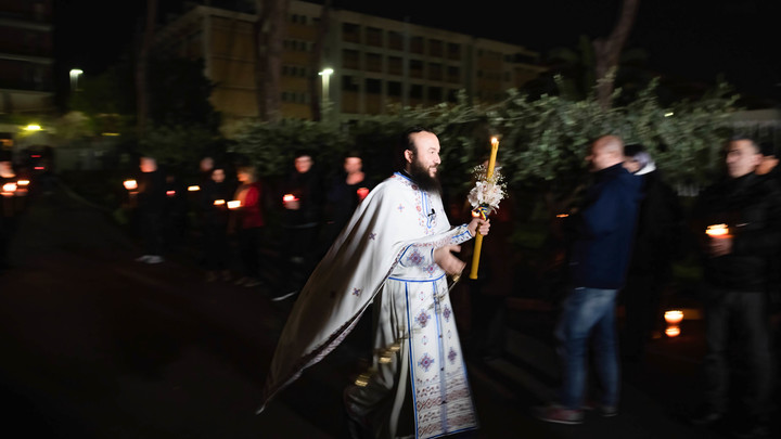 Румынское вторжение: Украинских раскольников потеснили мародёры