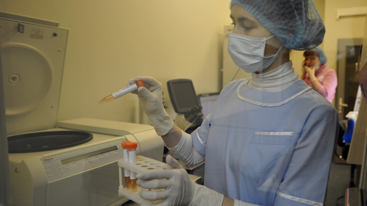 Украинских чиновников поймали на ковидной зраде