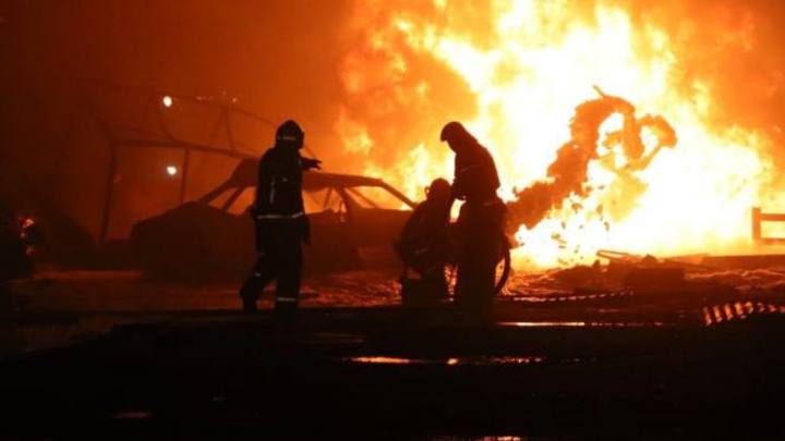 Названы причины взрыва на АЗС в Махачкале