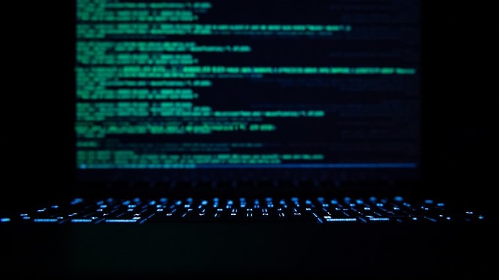 Директоров в России научат бороться с хакерами. Особым реестром