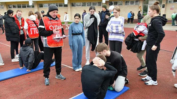 Более 100 сочинцев поучаствовали в открытии зимнего фестиваля по ГТО