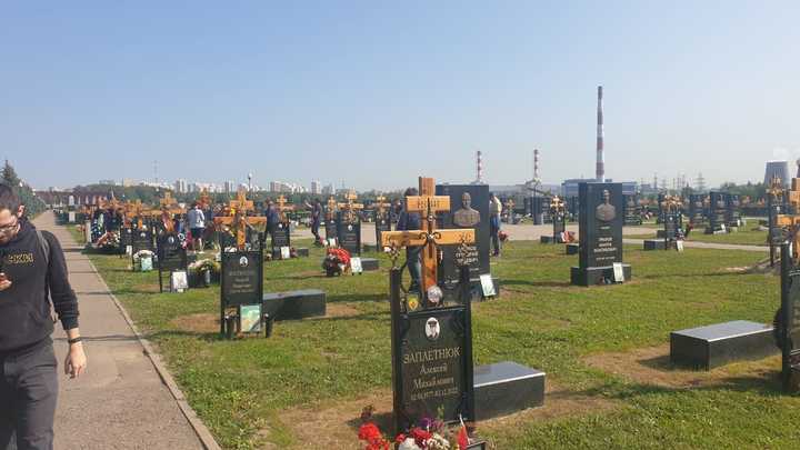 В Чебаркуле проверяют данные о брошенных на кладбище гробах бойцов СВО