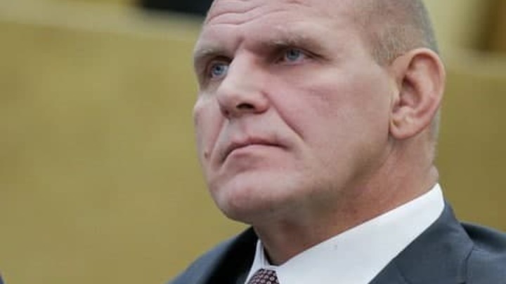 Александр Карелин снялся в клипе шансонье Славы Медяника