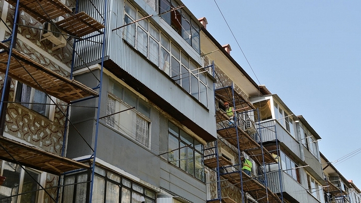 На Кубани около 700 многоквартирных домов капитально отремонтируют в 2022 году