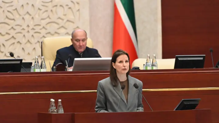 В Казани депутаты отругали замминистра за доклад на русском языке