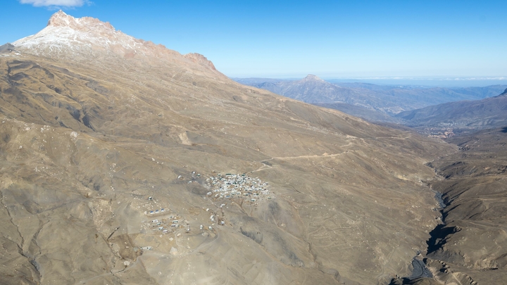 ДТП в Дагестане: Семья с двумя детьми сорвалась в 150-метровое ущелье