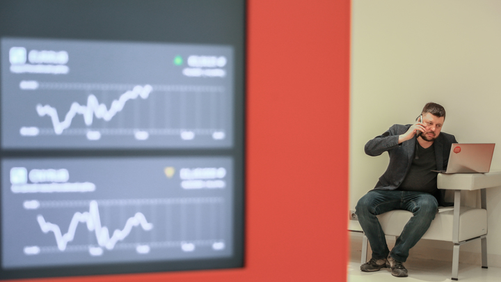 ЕС пытается сократить торговлю с Россией, но «обходных путей становится все больше»