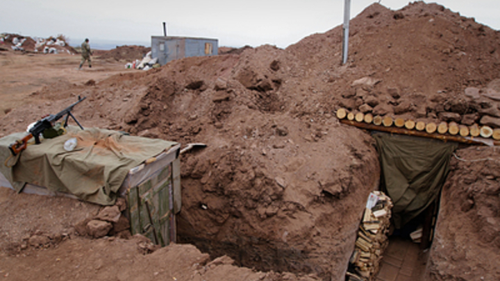 Под Горловкой Третья сила разгромила 2 гаубицы с курсантами военного училища РФ: В Сети показали работу фабрики фейков