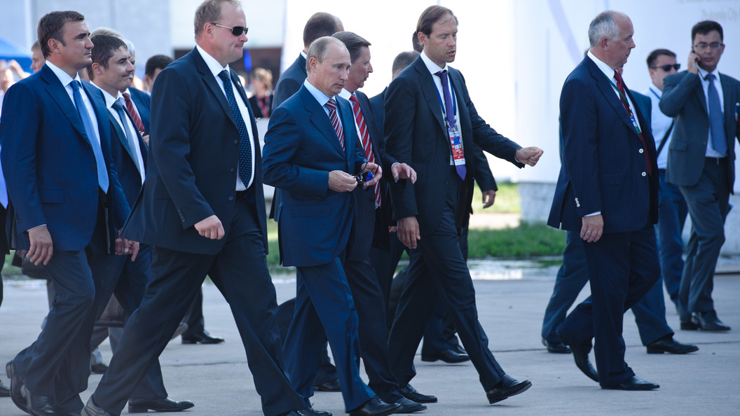 На МАКС Путин накормил делегацию вологодским пломбиром На МАКС Путин накормил делегацию вологодским пломбиром