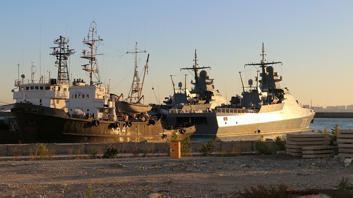 Морским патрулям ВМФ России не стоит приближаться к Змеиному и Одессе
