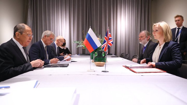 Урок Сергея Лаврова для Лондона. Три главные цитаты