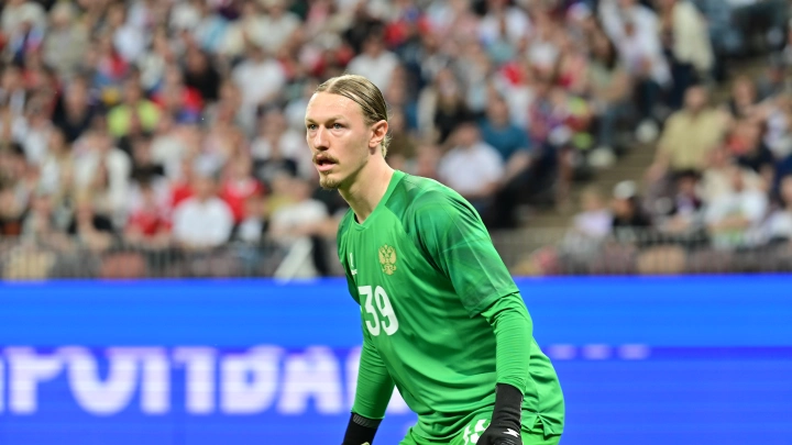 В ПСЖ забыли, что Сафонов уехал в сборную России. Но о Забарном вспомнили