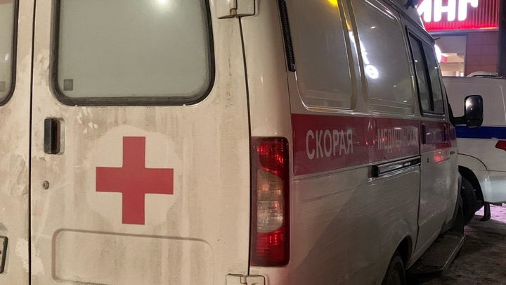 В Самаре на женщину в банке обрушилась часть потолка
