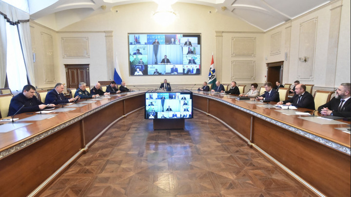 Губернатор Андрей Травников поставил задачи по сопровождению создания Особой экономической зоны