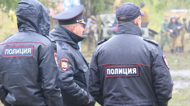 В Артёмовске начали работать сотрудники полиции России