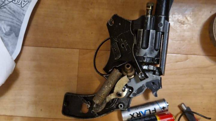Силовики изъяли боевое оружие, гранату, зажигательные смеси у нижегородских праворадикалов