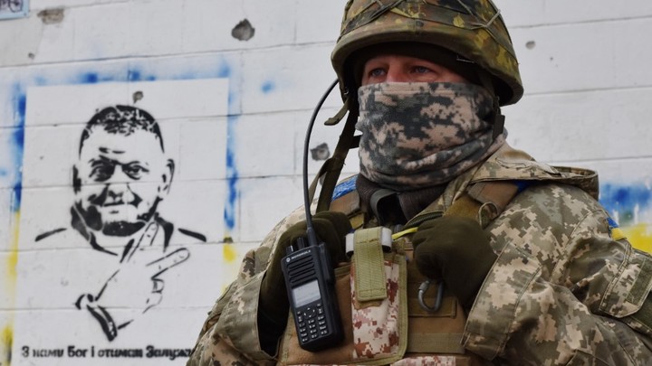 Паритета с Россией не будет: Подоляк расписался в нехватке оружия