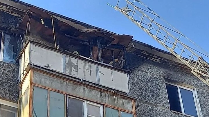 В Челябинске дети подожгли балкон на 5 этаже