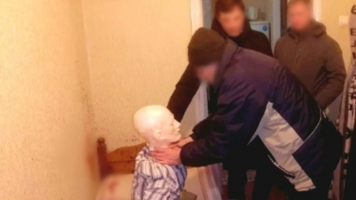 В Динском районе сын задушил отца за беспорядок в доме