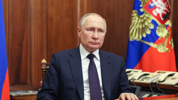 Путин сказал правительству, что нужно делать, чтобы санкции не подорвали экономику России