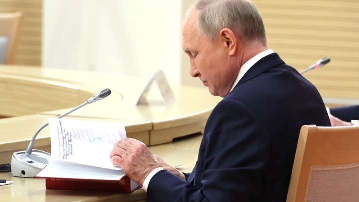 Владимир Путин устроил детальное совещание в рамках подготовки к прямой линии