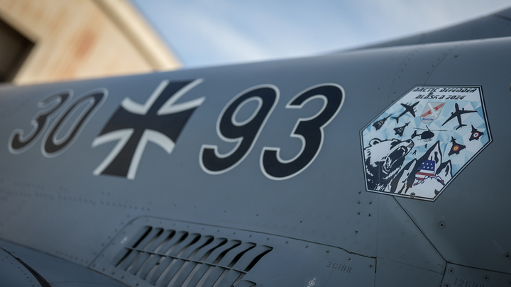 Водопроводную воду не пить! - В Германии оцепили авиабазу НАТО из-за подозрений в диверсии