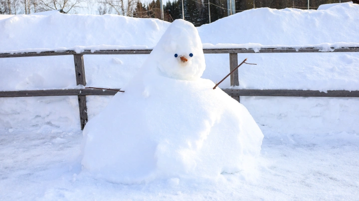 Народные приметы 13 марта: Воду прольёшь, весь год будешь плакать. Глупость или правда?
