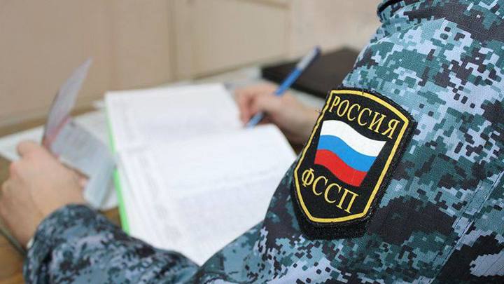 За оскорбление пристава житель Нижнего Тагила получил штраф в 20 тысяч и судимость