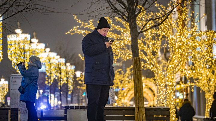 Эксперт предупредил, как за пользователями следит камера Instagram: Включается незаметно