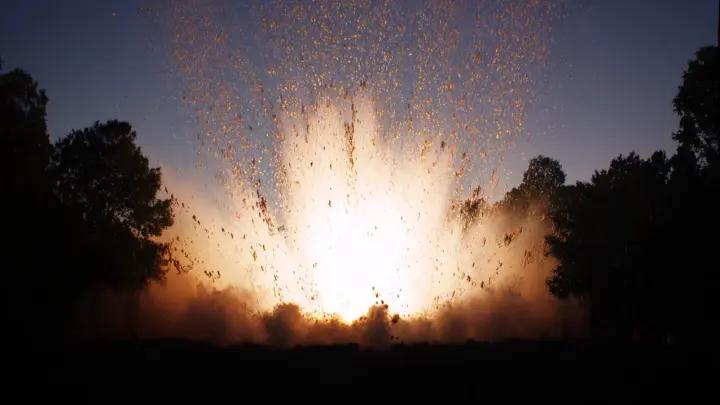 Возмездие в Дубае: КСИР уничтожил украинский склад с системами борьбы с БПЛА