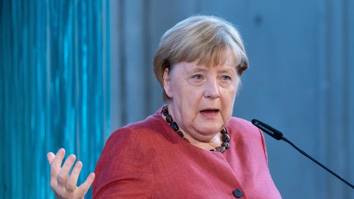 Telegraph: Меркель поссорила Германию и Польшу своим заявлением о СВО